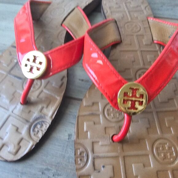 Tory Burch THORA Flip Flops Sandals US 7M Red Patent Leather Logo Made in Brazil - Picture 3 of 7